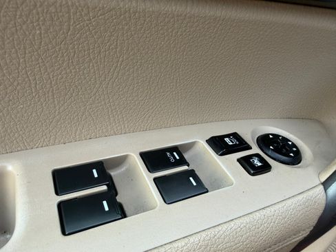 Used 2011 Kia Sorento EX w/ Premium Pkg AWD/4WD image 30