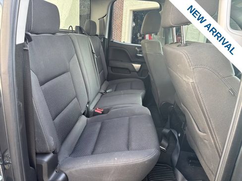 Used 2019 Chevrolet Silverado 1500 LT AWD/4WD image 11