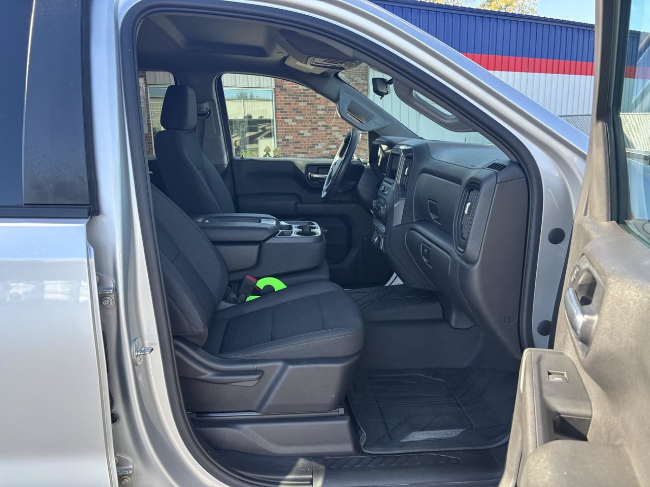 Used 2022 Chevrolet Silverado 1500 Custom w/ LPO, Dark Essentials Package AWD/4WD image 14