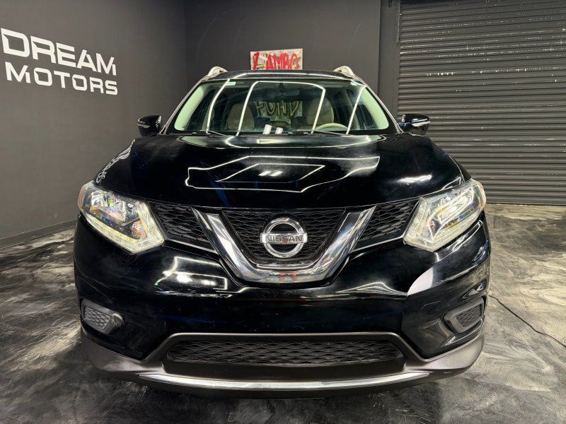 Used 2014 Nissan Rogue SV AWD/4WD image 2
