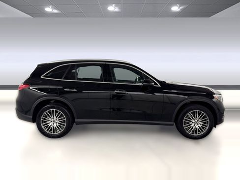 Certified 2026 Mercedes-Benz GLC 300 image 8