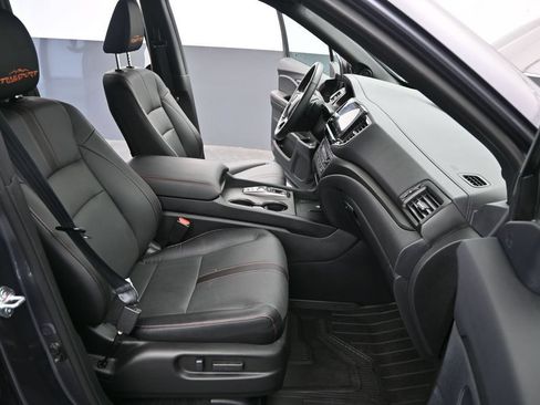 Certified 2025 Honda Ridgeline TrailSport image 28