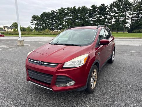 Used 2014 Ford Escape SE w/ Equipment Group 201A AWD/4WD image 8