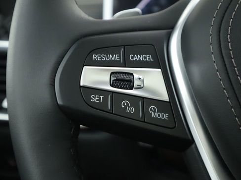 Used 2026 BMW X5 sDrive40i w/ Premium Package image 12