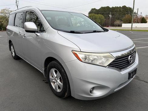 Used 2014 Nissan Quest SV image 4