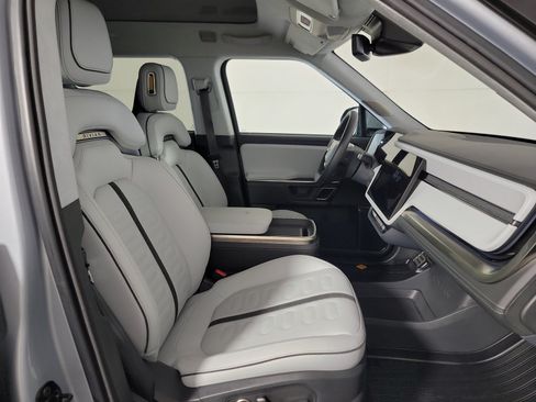 Used 2023 Rivian R1S Adventure AWD/4WD image 24