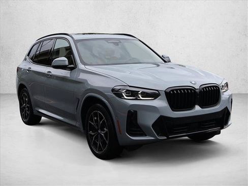 Used 2024 BMW X3 xDrive30i w/ Premium Package AWD/4WD image 4