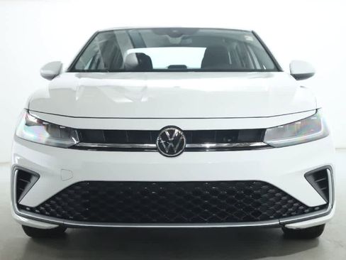 Certified 2025 Volkswagen Jetta S image 5