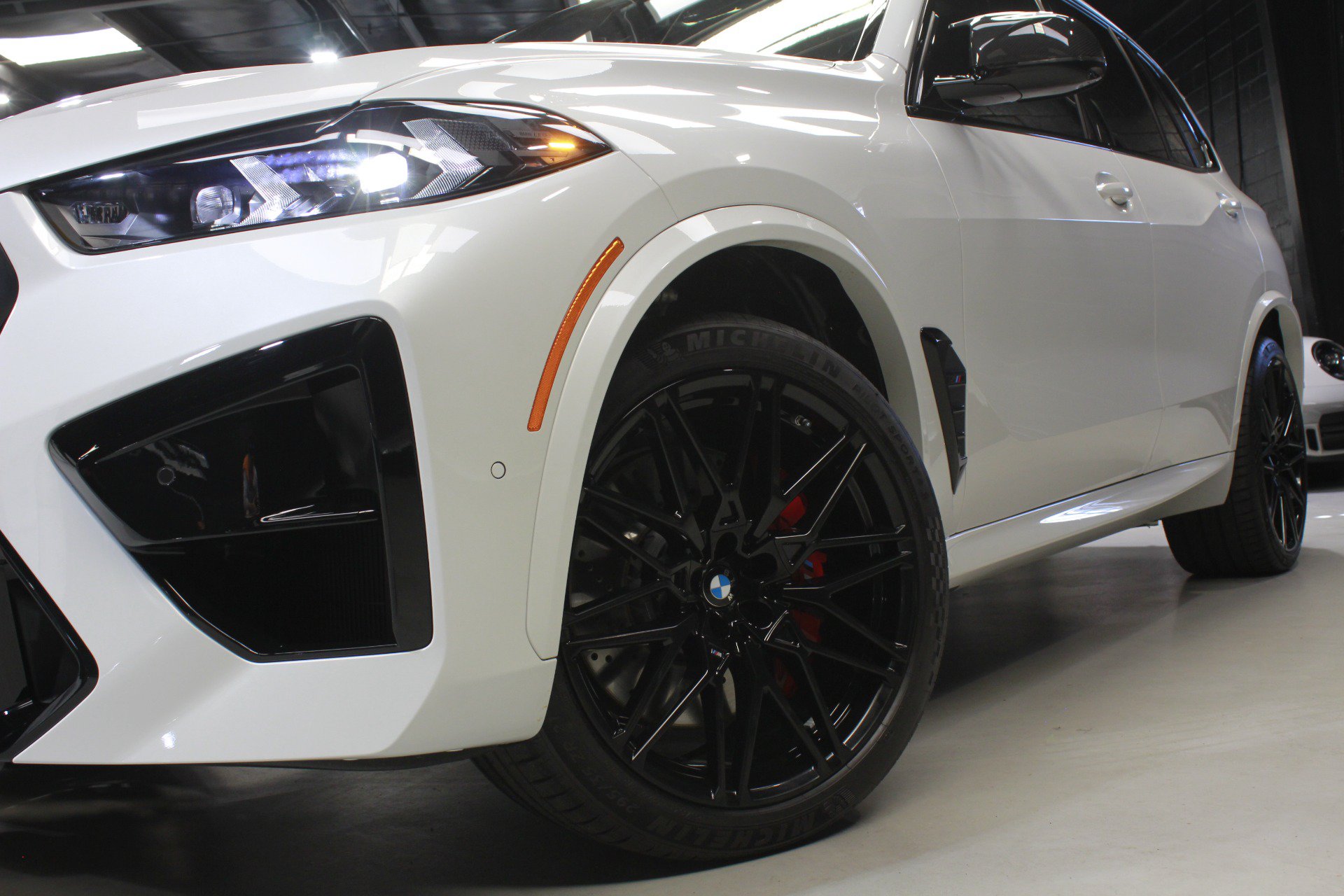 Used 2026 BMW X5 M Competition w/ Executive Package AWD/4WD image 21