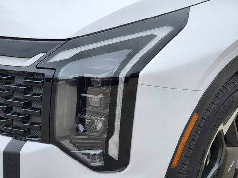 New 2026 Kia Sportage EX image 6