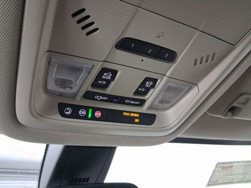 Used 2019 GMC Acadia Denali w/ Technology Package image 17