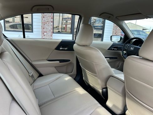 Used 2014 Honda Accord LX image 30