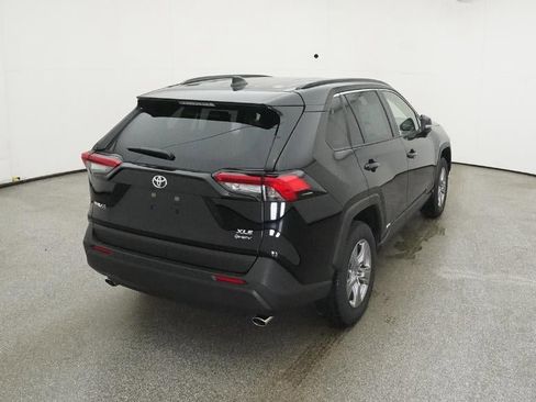 New 2025 Toyota RAV4 XLE image 41