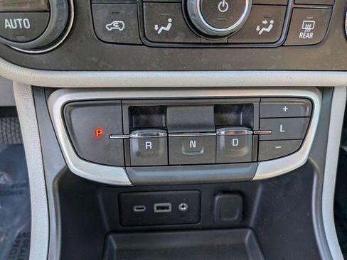 Used 2023 GMC Terrain SLE w/ Driver Convenience Package AWD/4WD image 21