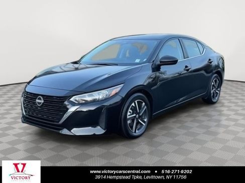Used 2025 Nissan Sentra SV FWD image 1