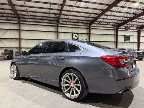 Used 2018 Honda Accord Sport image 7