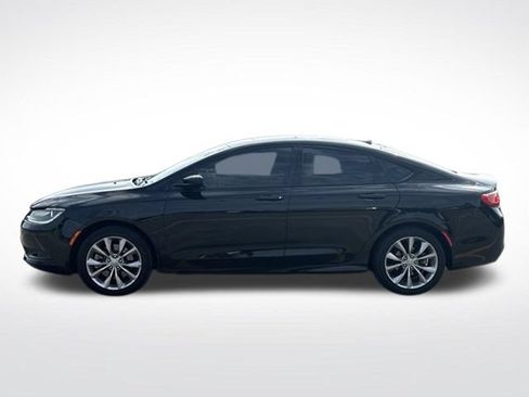 Used 2015 Chrysler 200 S w/ Comfort Group FWD image 5