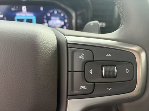 Used 2024 Chevrolet Silverado 1500 LTZ AWD/4WD image 21
