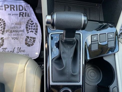 Used 2023 Kia Sportage EX FWD image 14