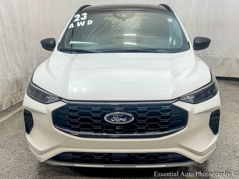 Used 2023 Ford Escape ST-Line w/ Tech Pack #1 AWD/4WD image 5