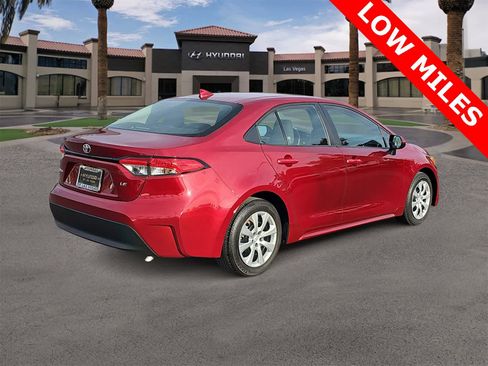 Used 2023 Toyota Corolla LE image 8