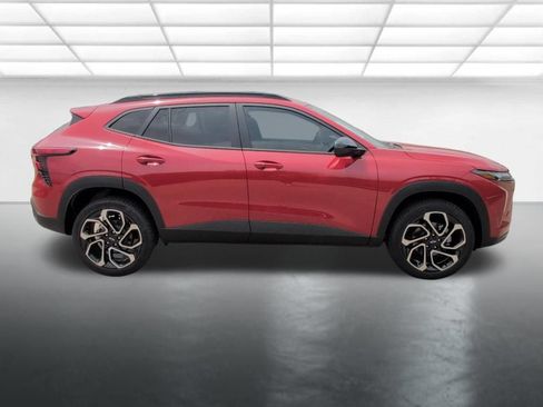 New 2026 Chevrolet Trax RS w/ Driver Confidence Package FWD image 29