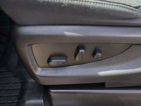 Used 2019 Chevrolet Silverado 1500 LT w/ All Star Edition image 15