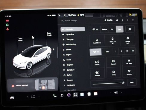 Used 2023 Tesla Model 3 Standard Range RWD image 26