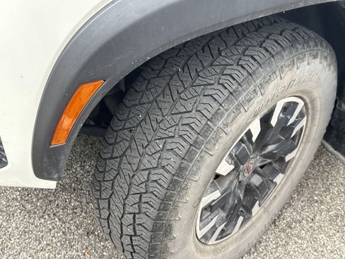 Used 2023 Nissan Frontier PRO-4X w/ Tow Package AWD/4WD image 21