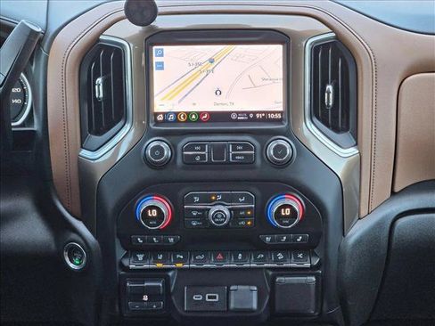 Used 2022 Chevrolet Silverado 3500 High Country w/ Z71 Off-Road Package AWD/4WD image 15