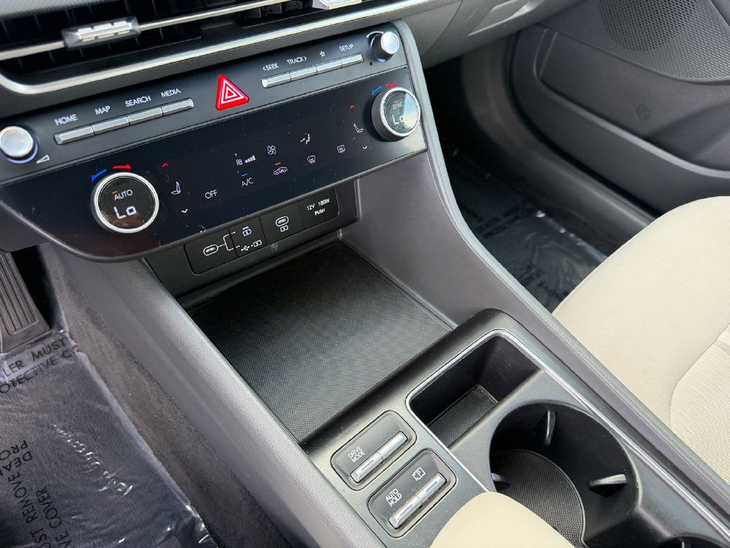 Used 2024 Hyundai Sonata SEL FWD image 22