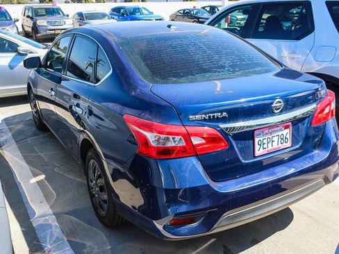 Used 2017 Nissan Sentra SV image 7