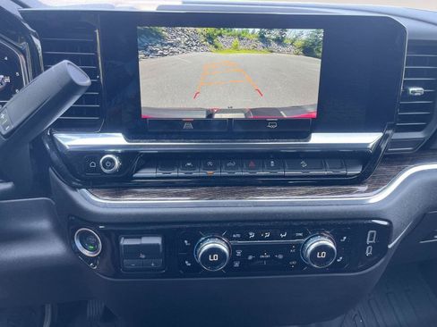 Used 2024 GMC Sierra 1500 Elevation w/ X31 Off-Road Package AWD/4WD image 21