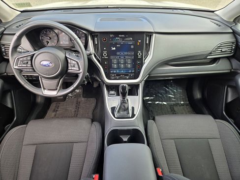 Used 2024 Subaru Outback Premium AWD/4WD image 13