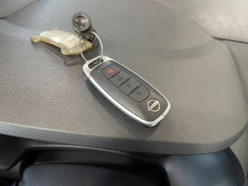 Used 2025 Nissan Sentra S image 21