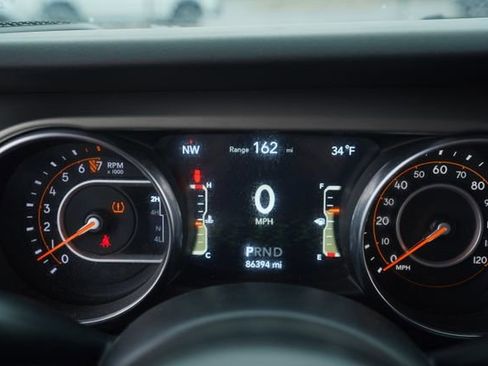 Used 2019 Jeep Wrangler Sport S image 23