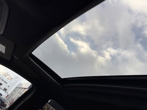 New 2026 GMC Sierra 1500 SLT w/ SLT Premium Package image 36