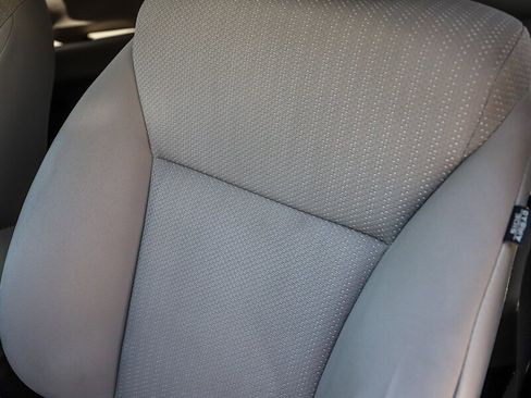 Used 2016 Honda HR-V EX image 34