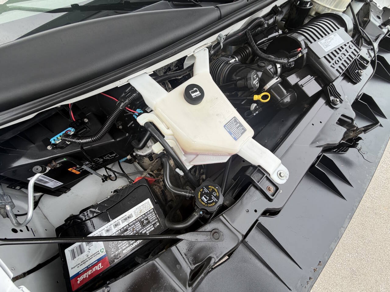 Used 2017 Chevrolet Express 2500 Extended RWD image 19