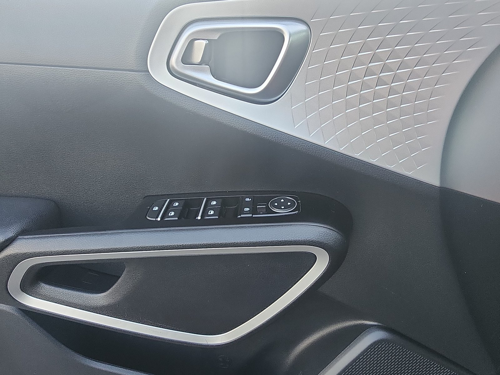 Used 2022 Kia Soul LX w/ Technology Package FWD image 18