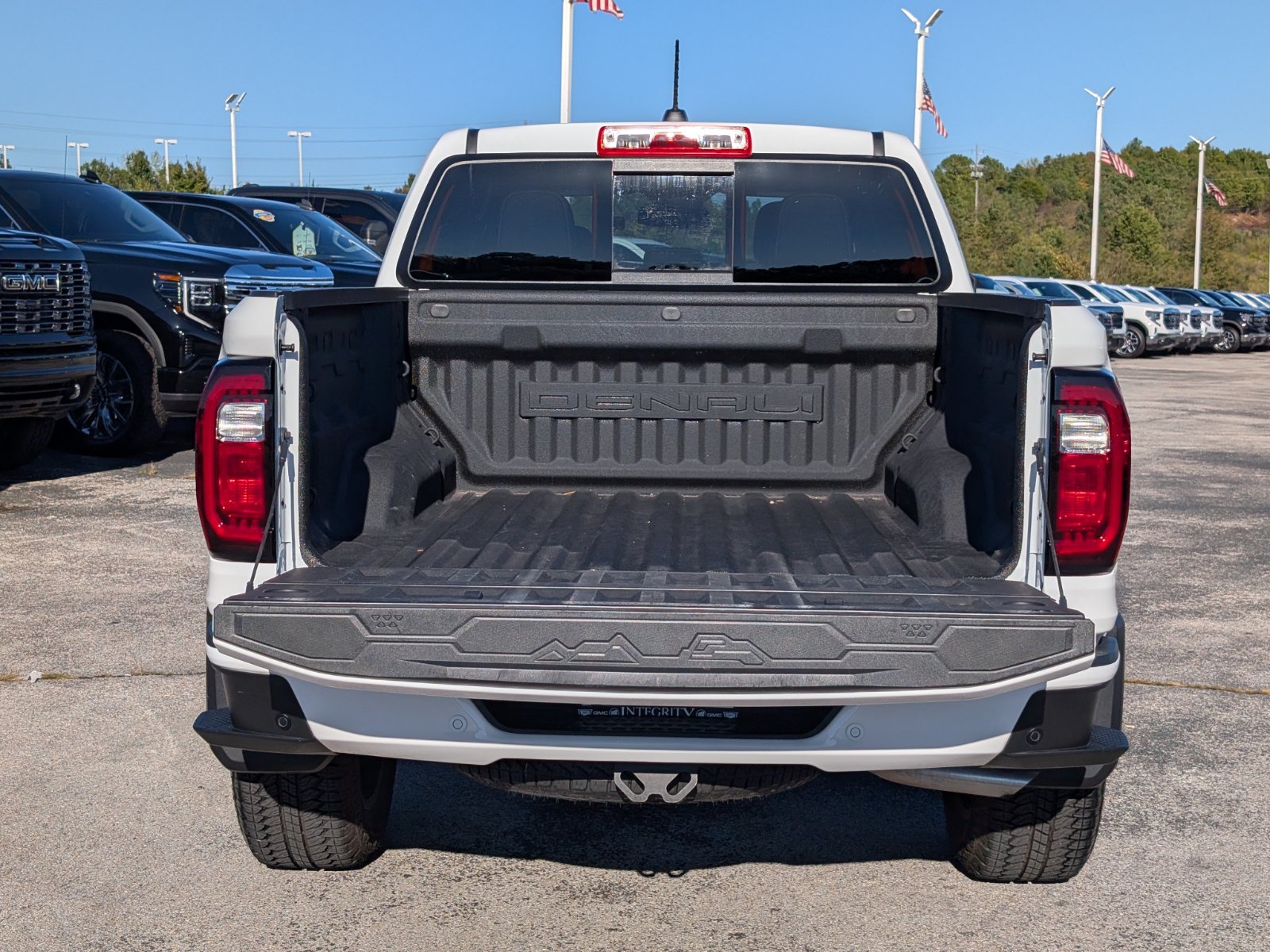 Used 2023 GMC Canyon Denali AWD/4WD image 23