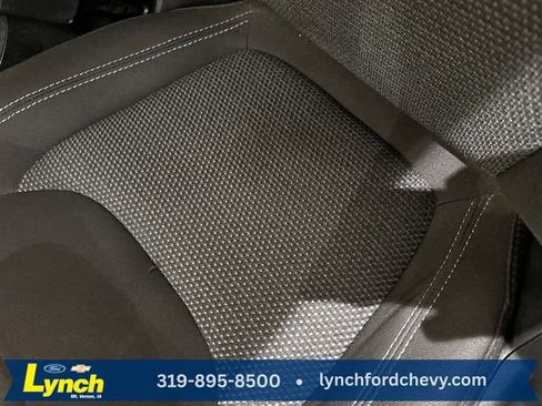 Used 2019 Jeep Cherokee Latitude w/ Cold Weather Group image 6