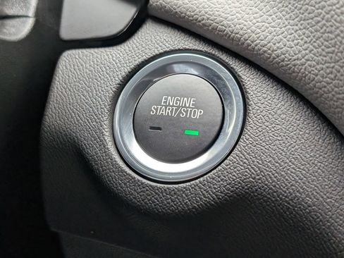 Used 2024 Chevrolet Equinox LS w/ LS Convenience Package FWD image 32