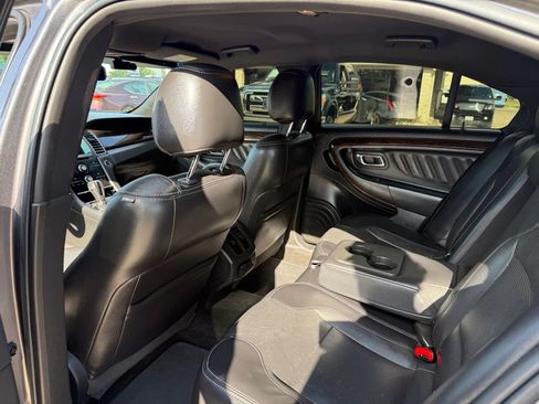 Used 2013 Ford Taurus Limited FWD image 13