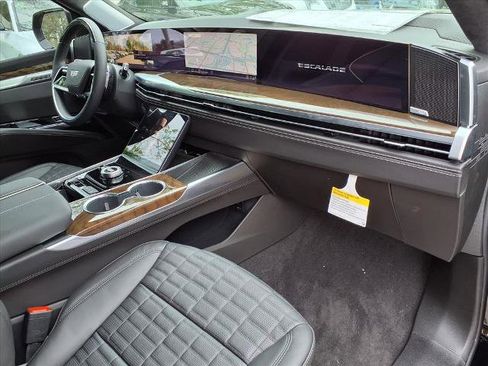 New 2026 Cadillac Escalade Platinum Sport image 8
