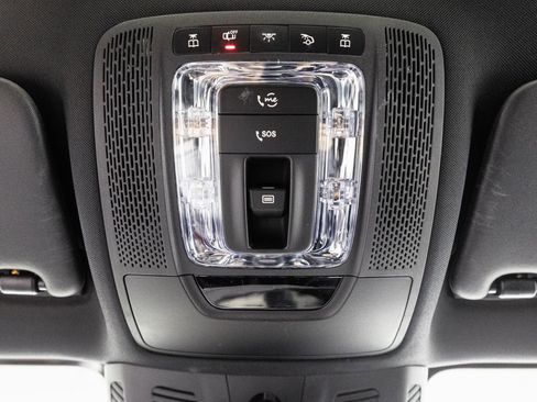 Used 2023 Mercedes-Benz EQB 300 4MATIC image 22