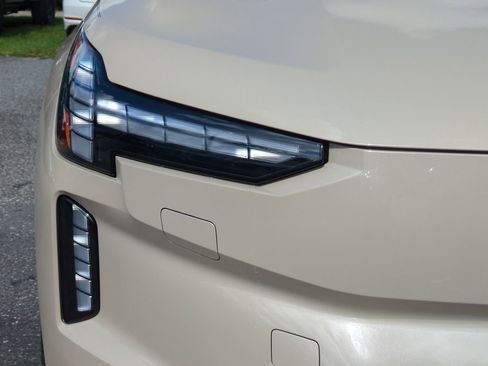 New 2025 Volvo EX90 Ultra image 10