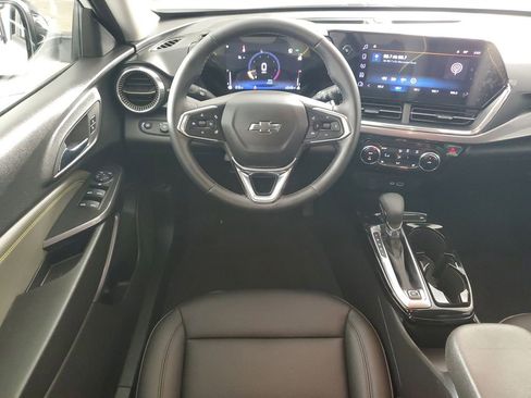 Used 2026 Chevrolet Trax ACTIV image 14