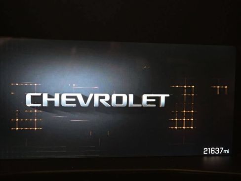 Used 2025 Chevrolet Colorado Z71 AWD/4WD image 11