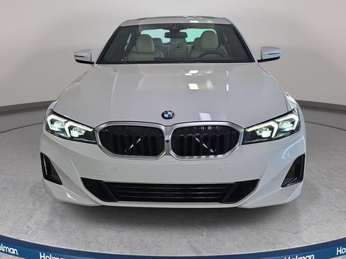 Used 2023 BMW 330i Sedan w/ Parking Assistance Package RWD image 2